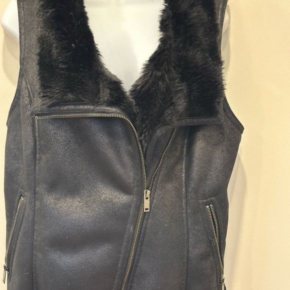 Banana Republic Vest - Picture 1 of 13